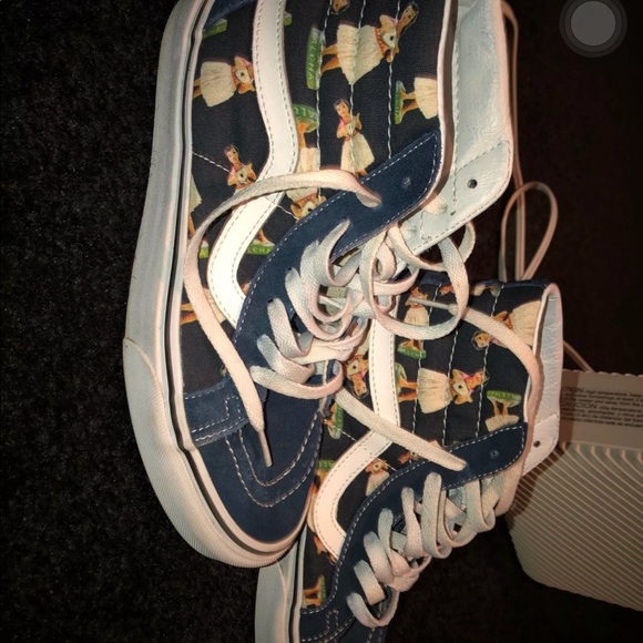 Vans - Picture 2 of 3